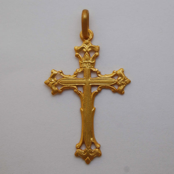 14K Yellow Gold Traforate 2, 36mm X 24mm